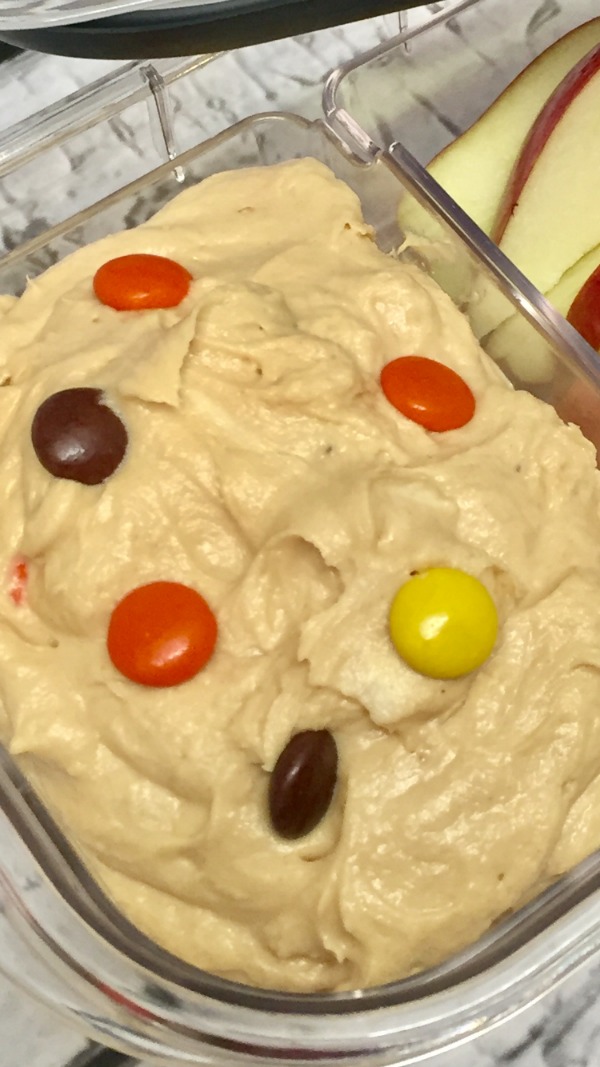 Reeses pieces peanut butter cheesecake dip