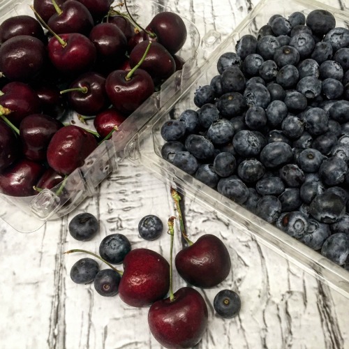 berry cherry pie rainiers fruit berries